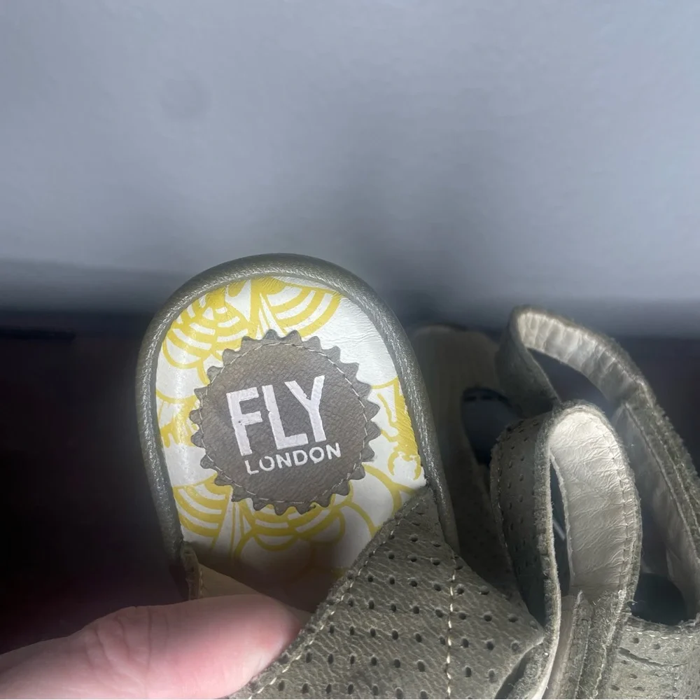 Fly London fly london
