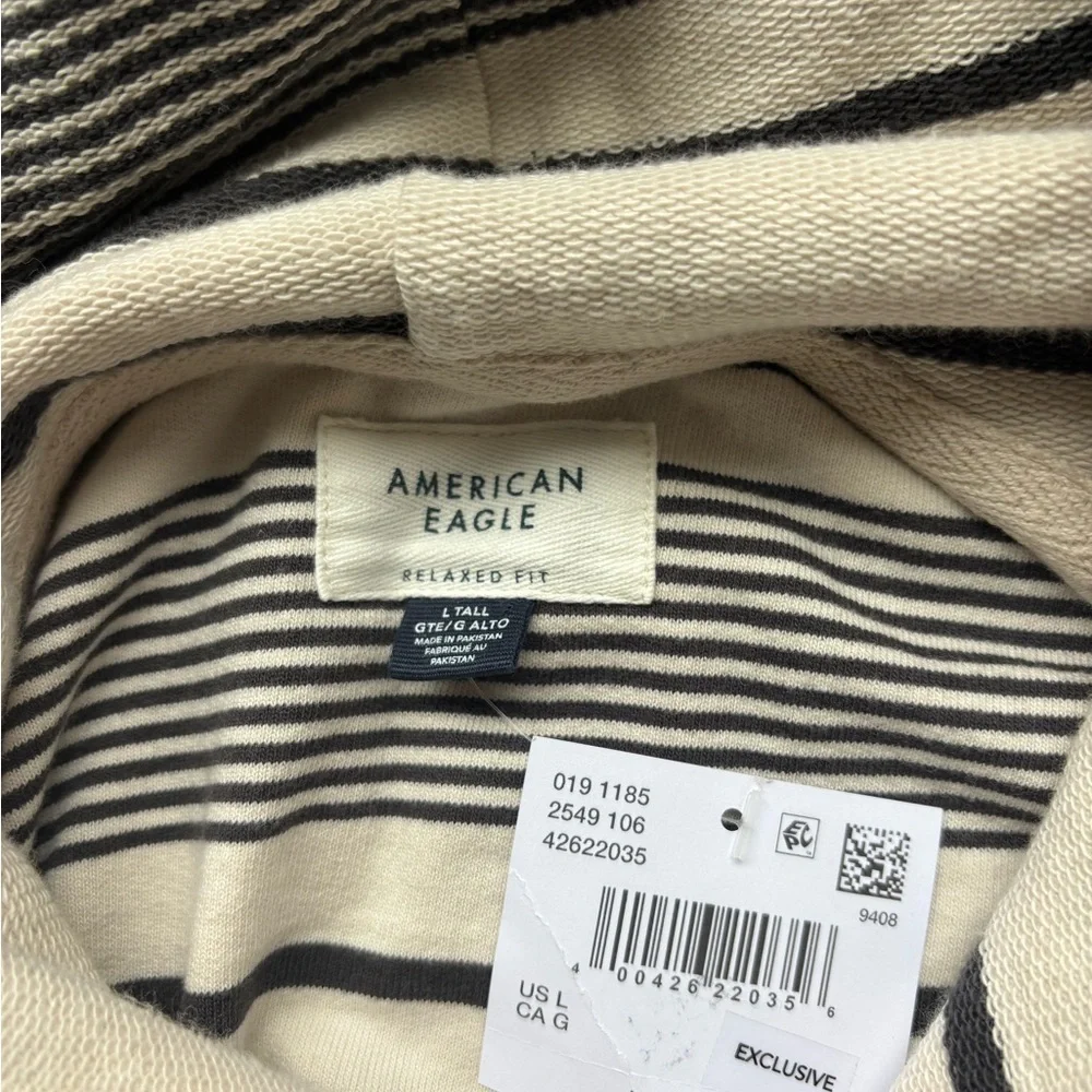 American Eagle Outfitters stylish hoodie