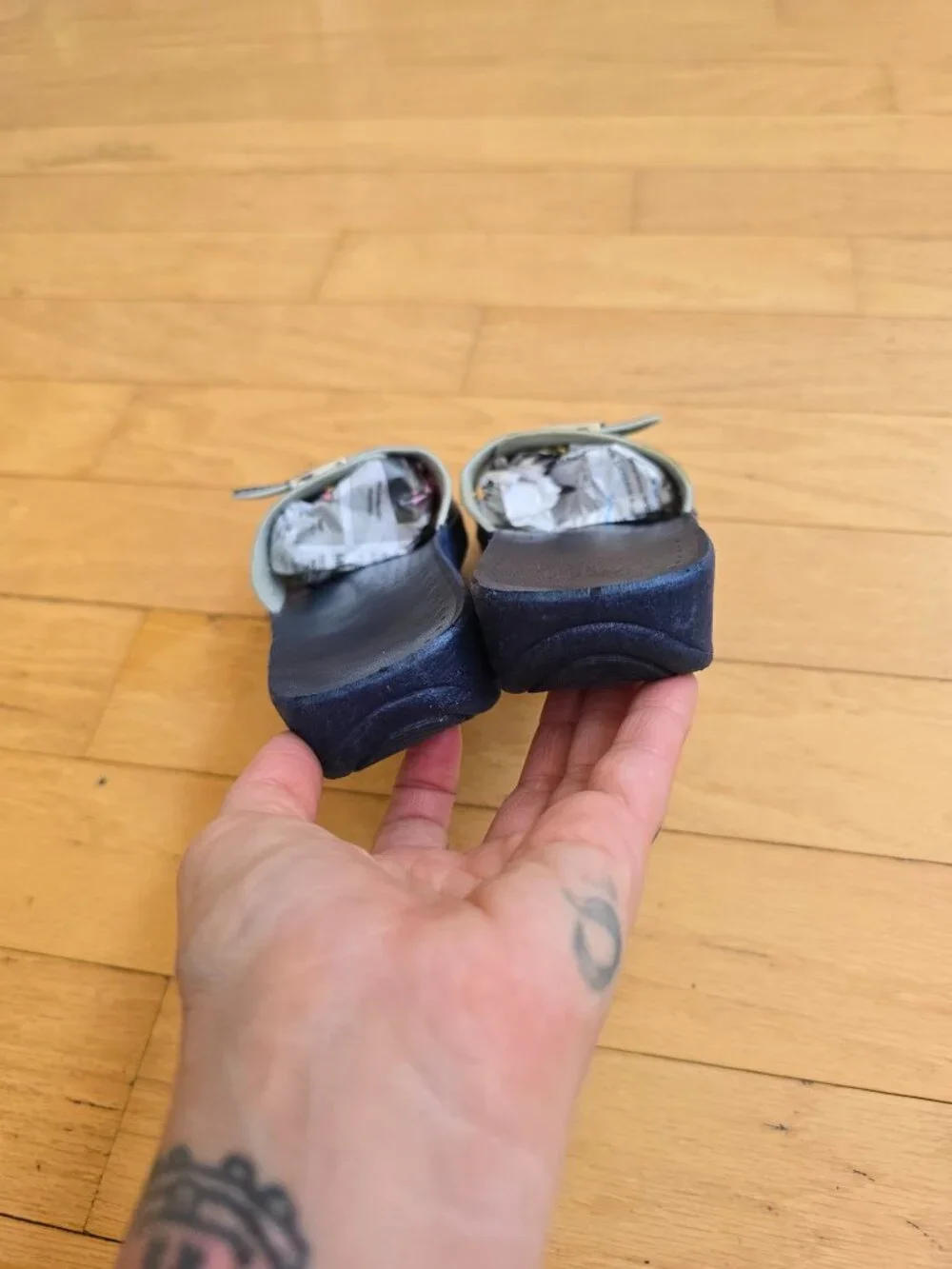 Vintage shoes sandals