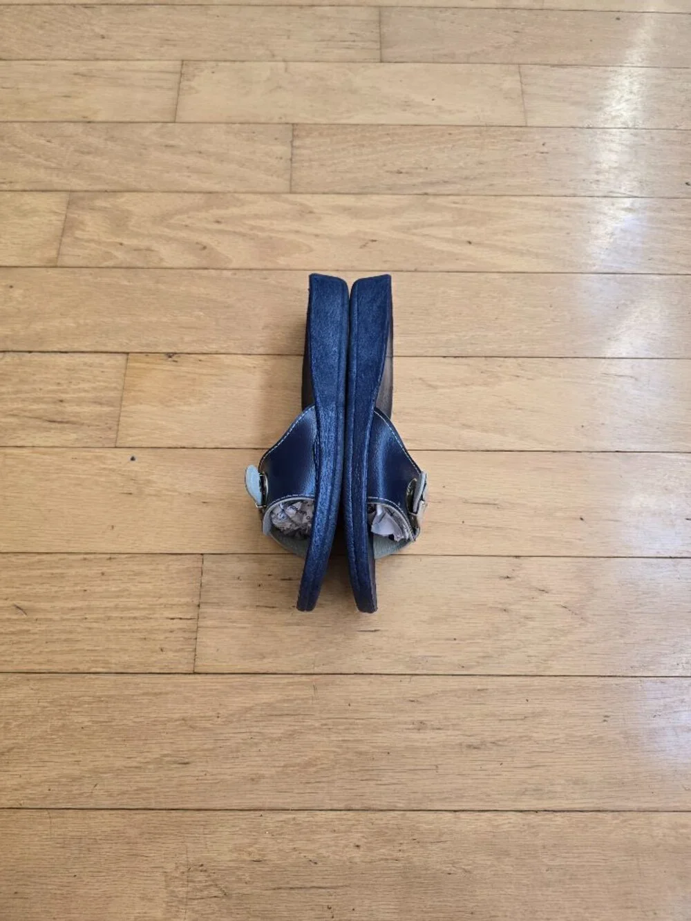 Vintage sandals ​flaws slide