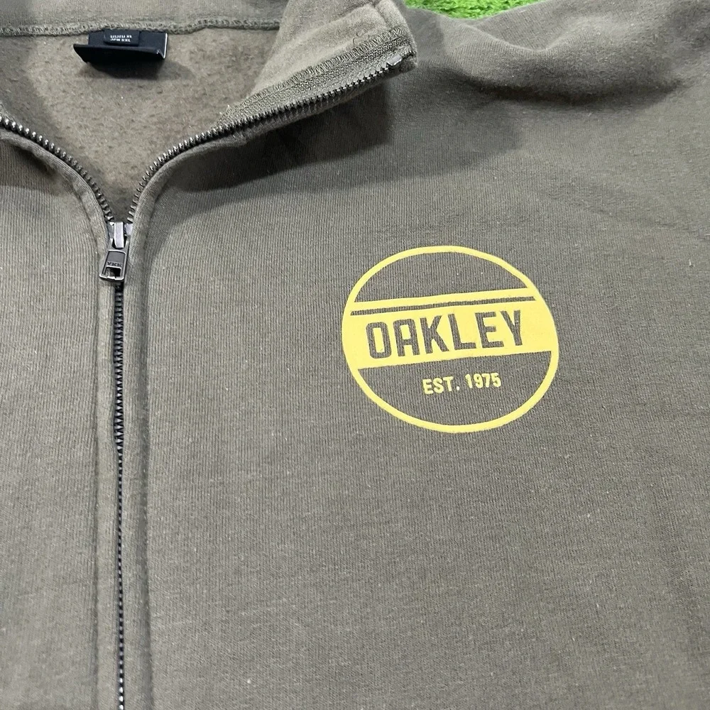 Oakley this y2k