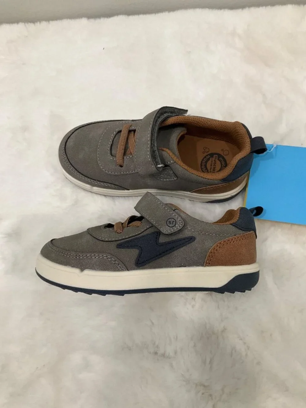 Stride Rite stylish comfortable