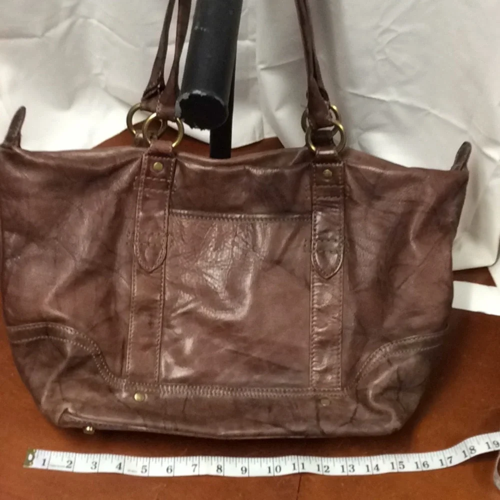 Frye vintage campus