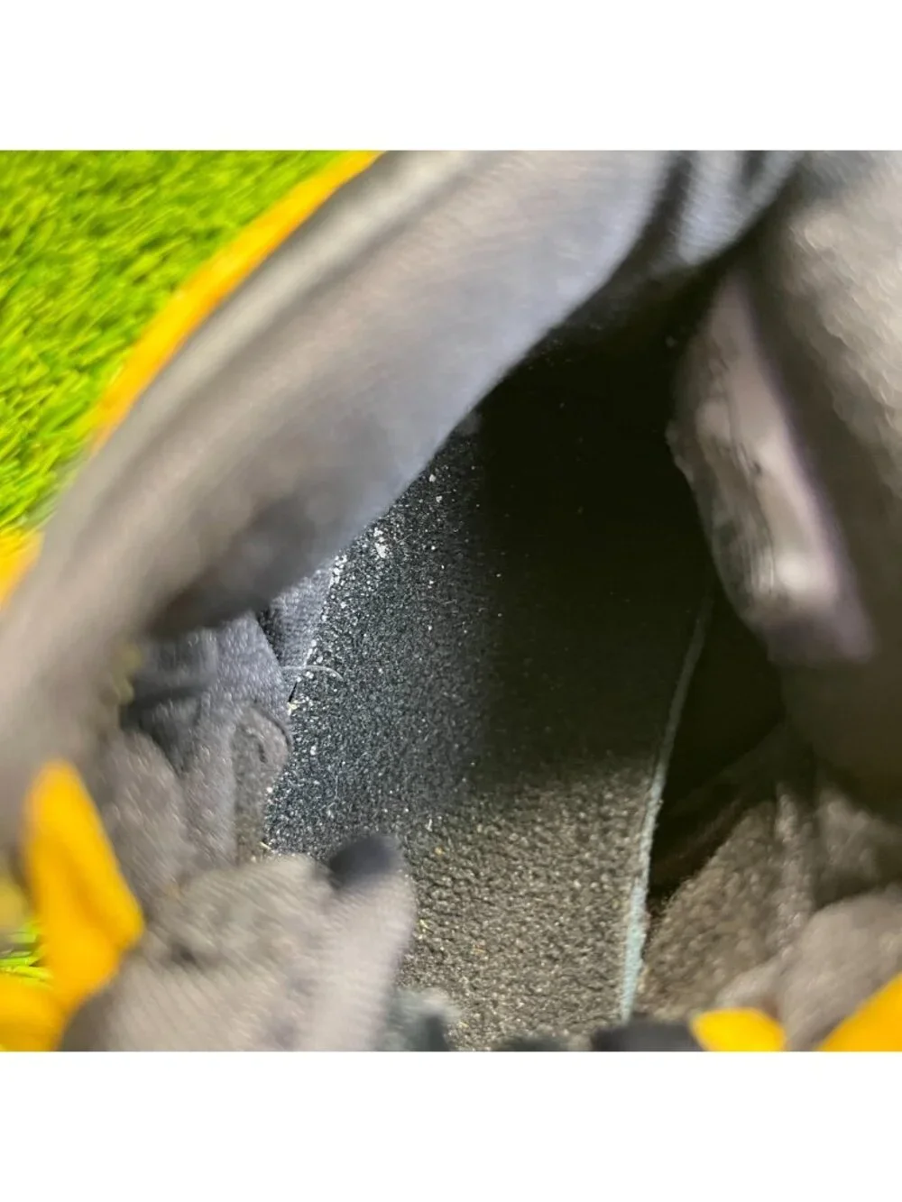 Nike close flaws