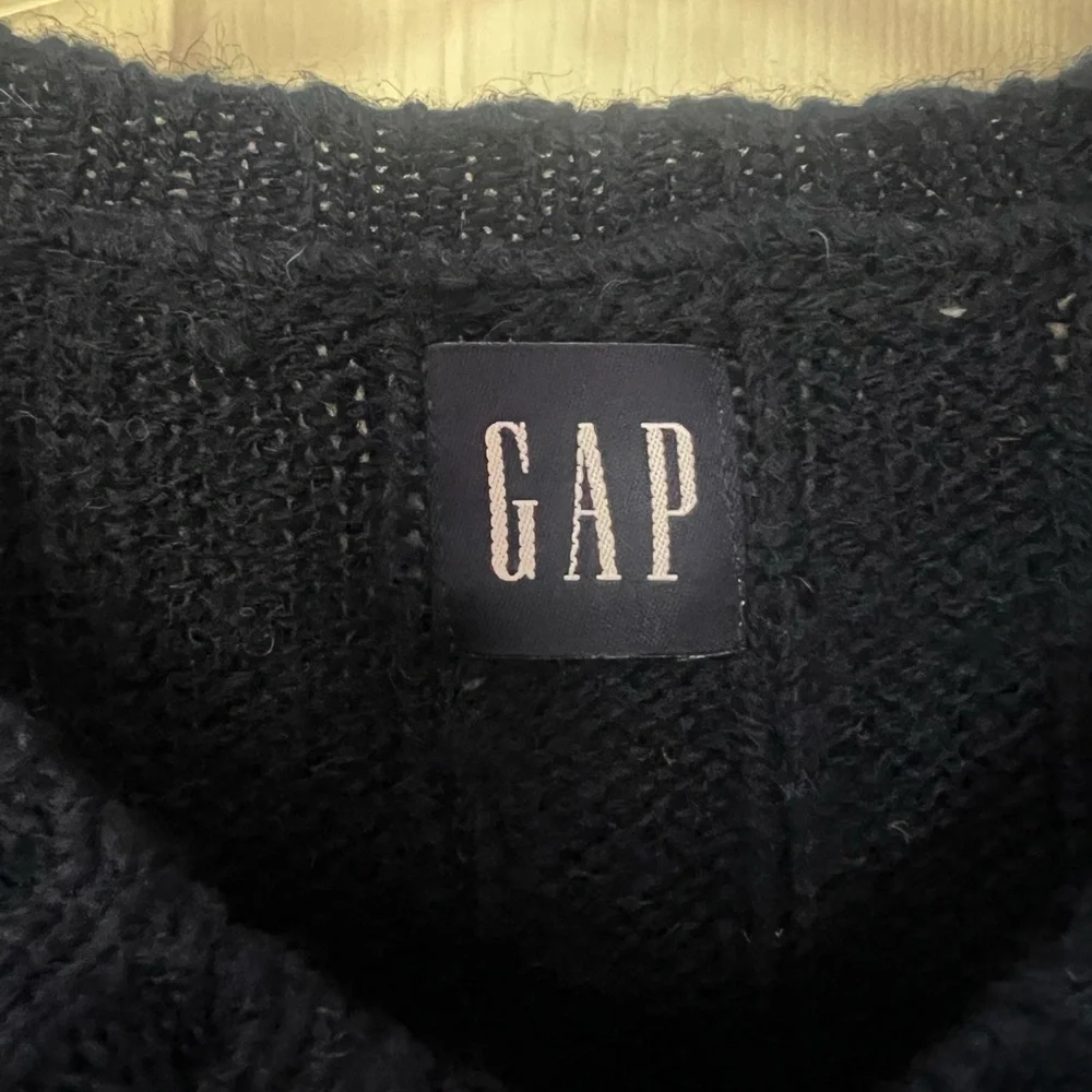 GAP excellent kept