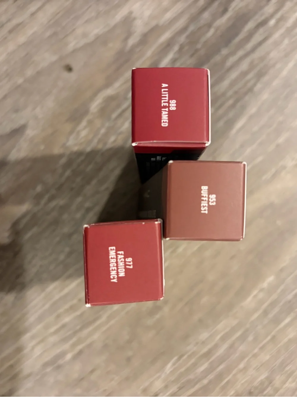 MAC Cosmetics little extra
