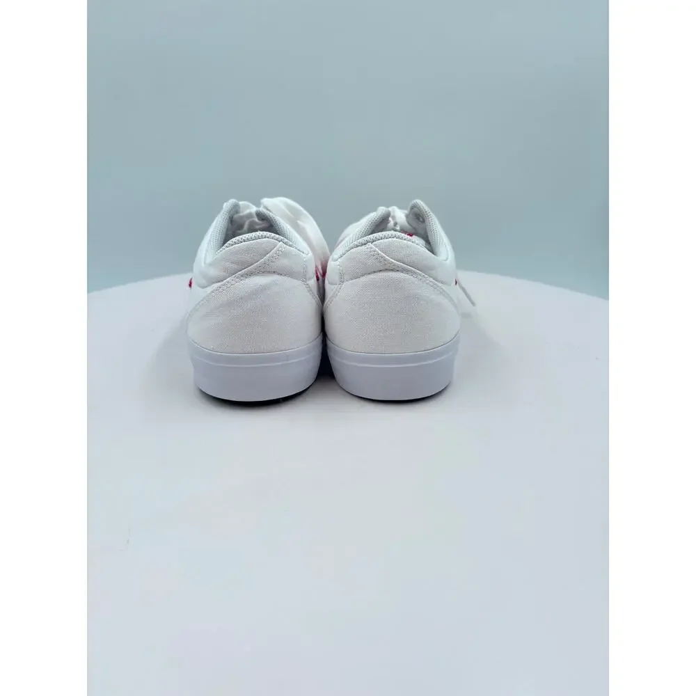 Nike score legendary