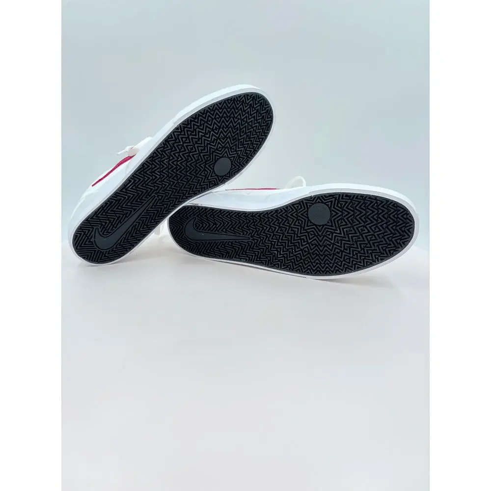 Nike score legendary