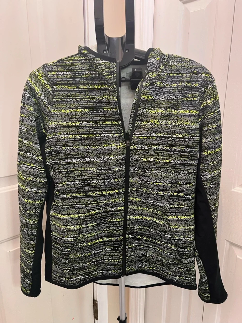 Nike hooded zip