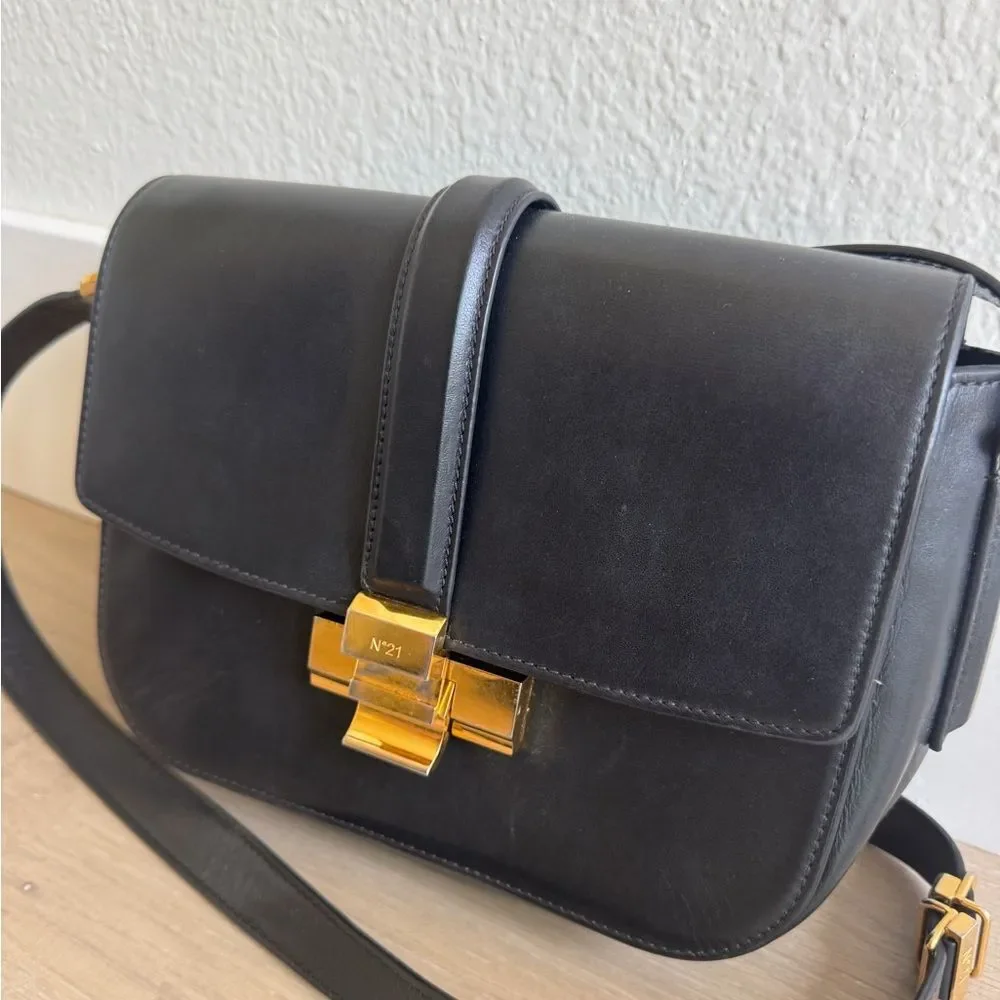 N21 this elegant