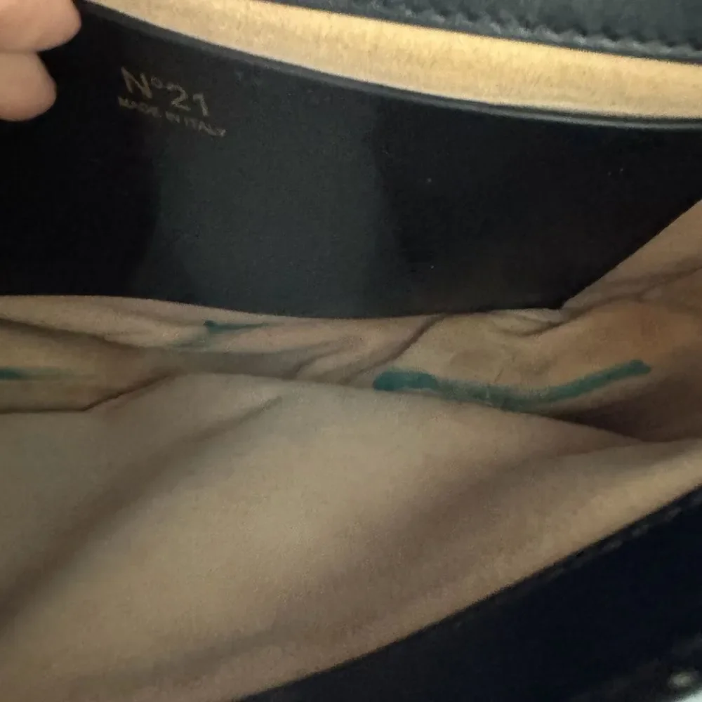 N21 this elegant
