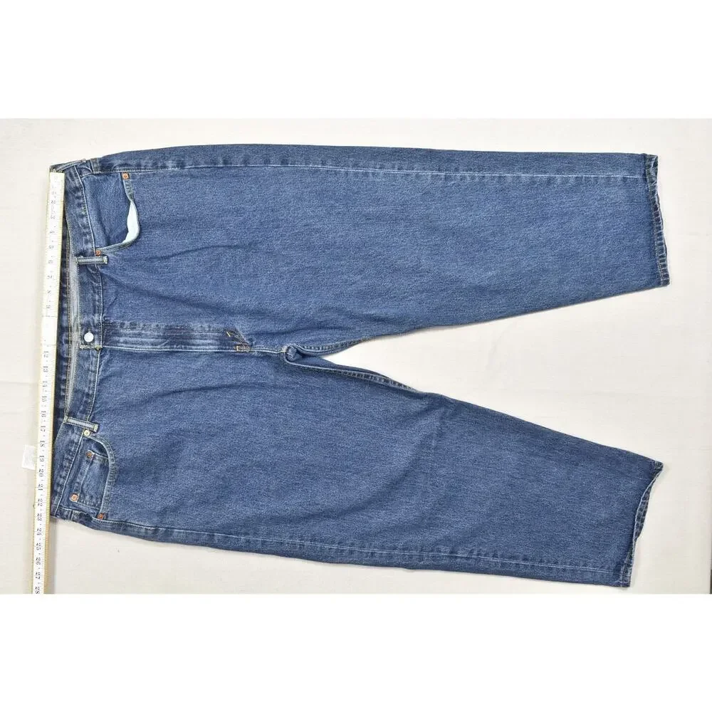 Levis can leg