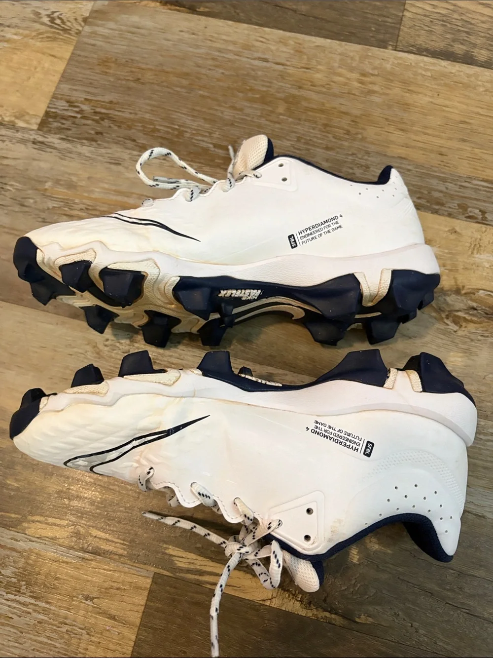 Nike women’s softball
