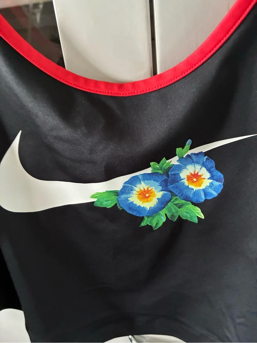 Nike black cropped
