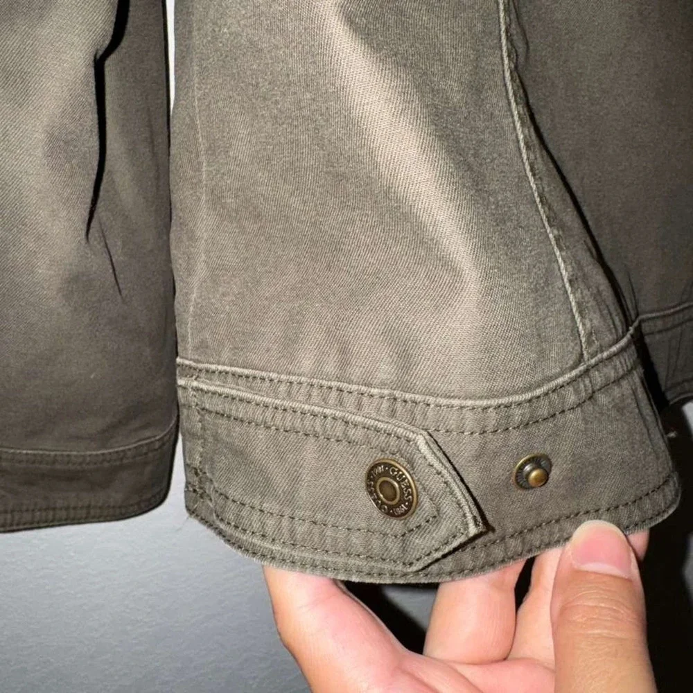 Guess men size