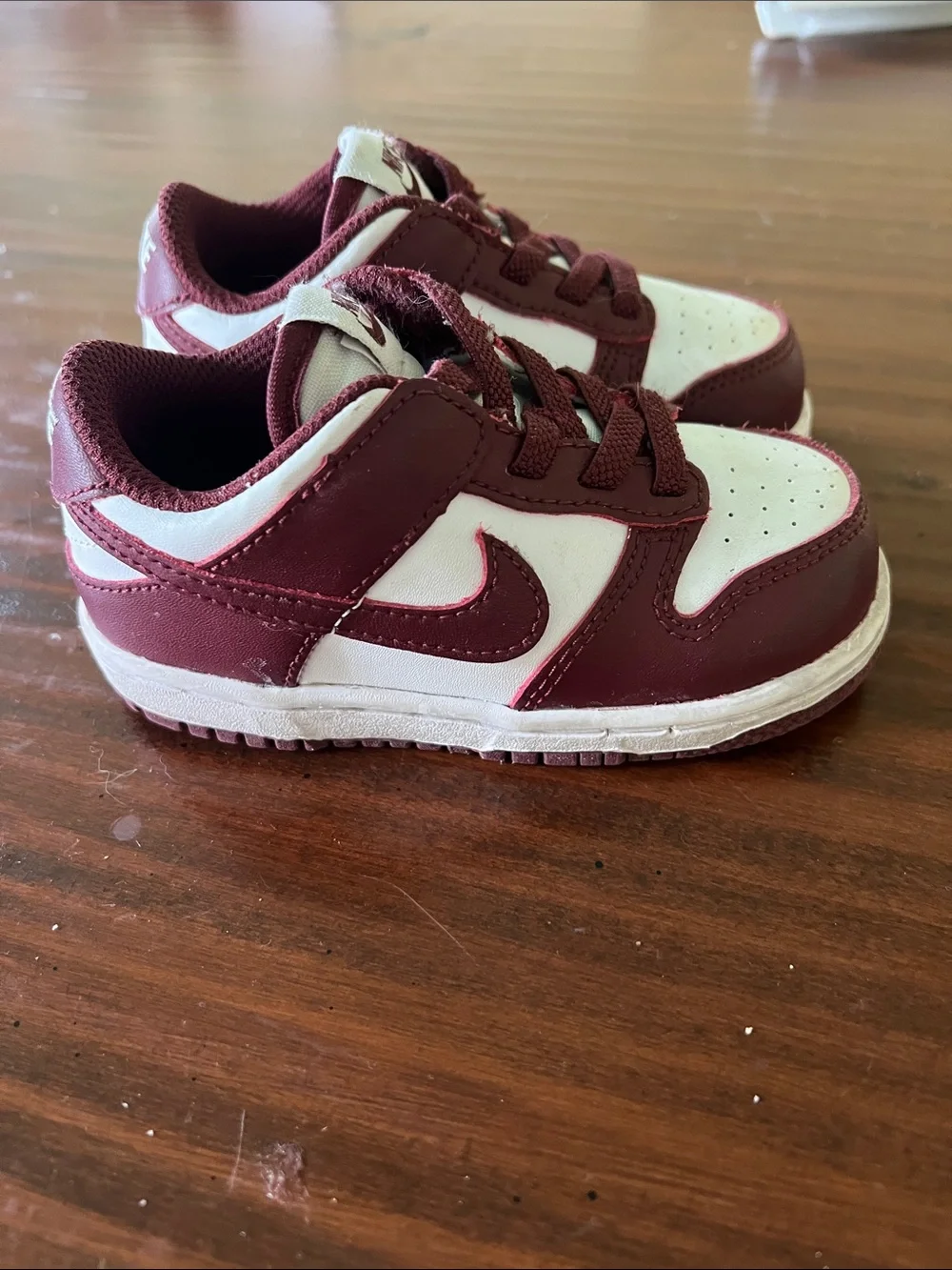 Nike youth low