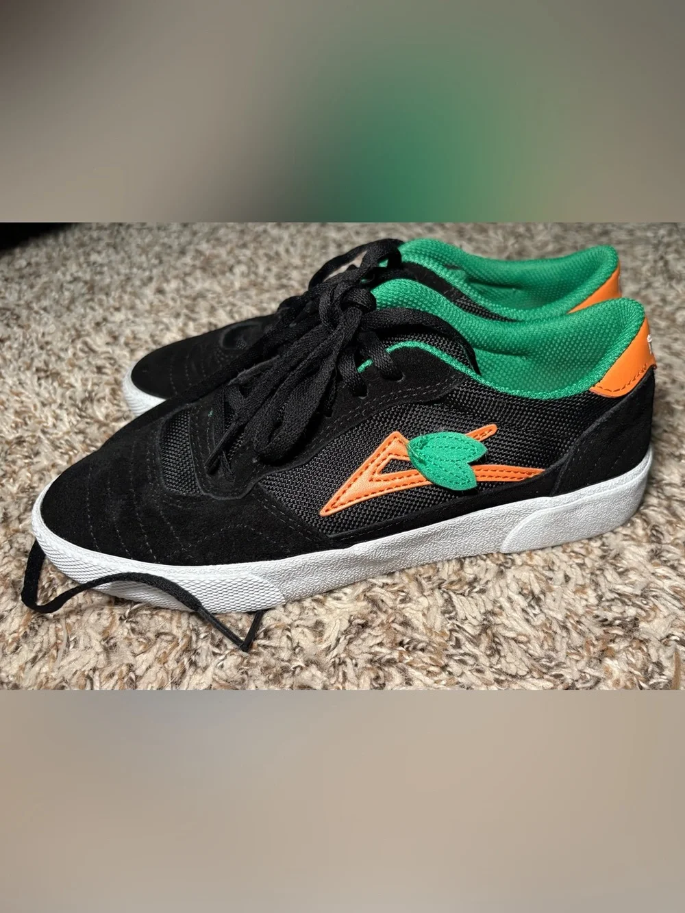 N/A black low