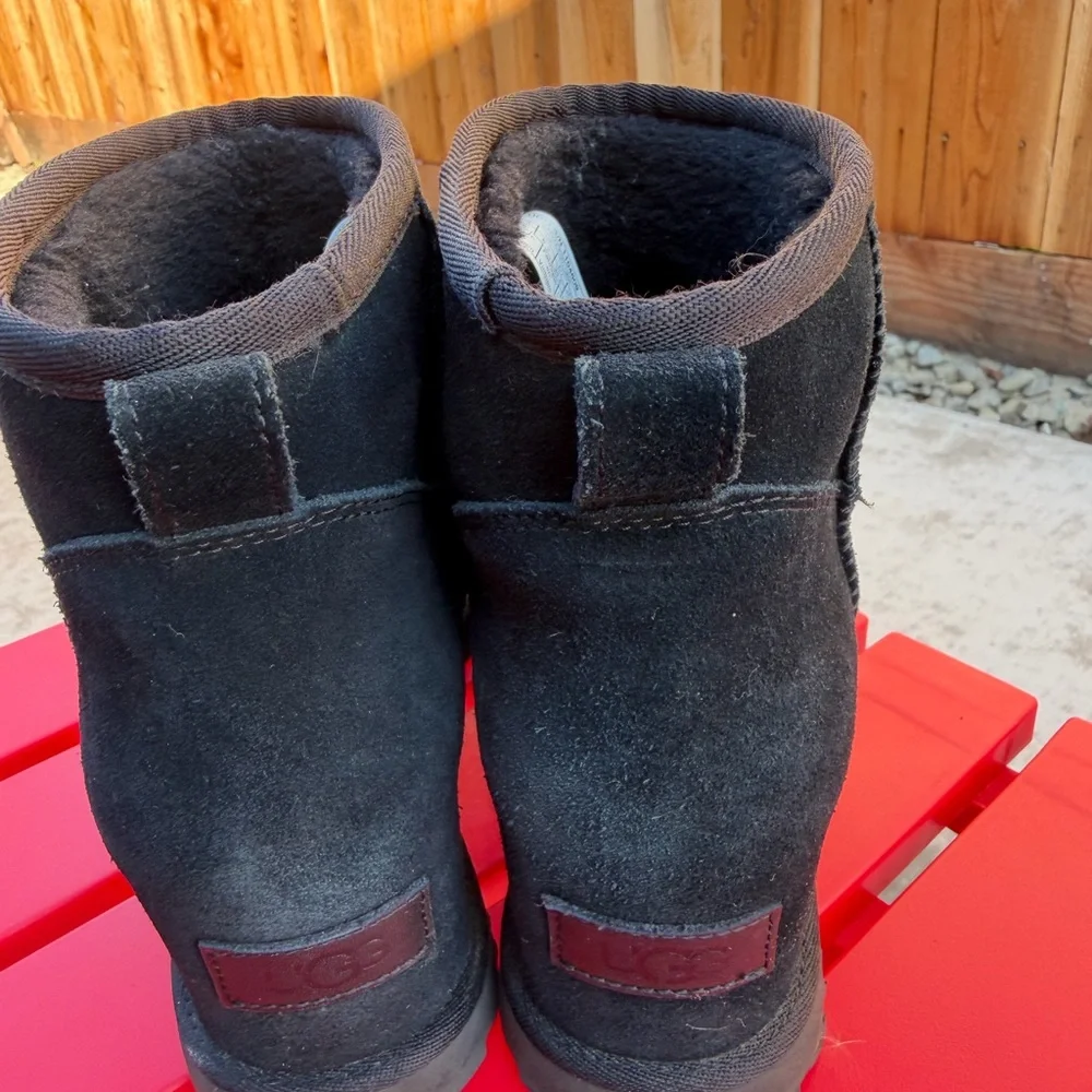 UGG euc classic