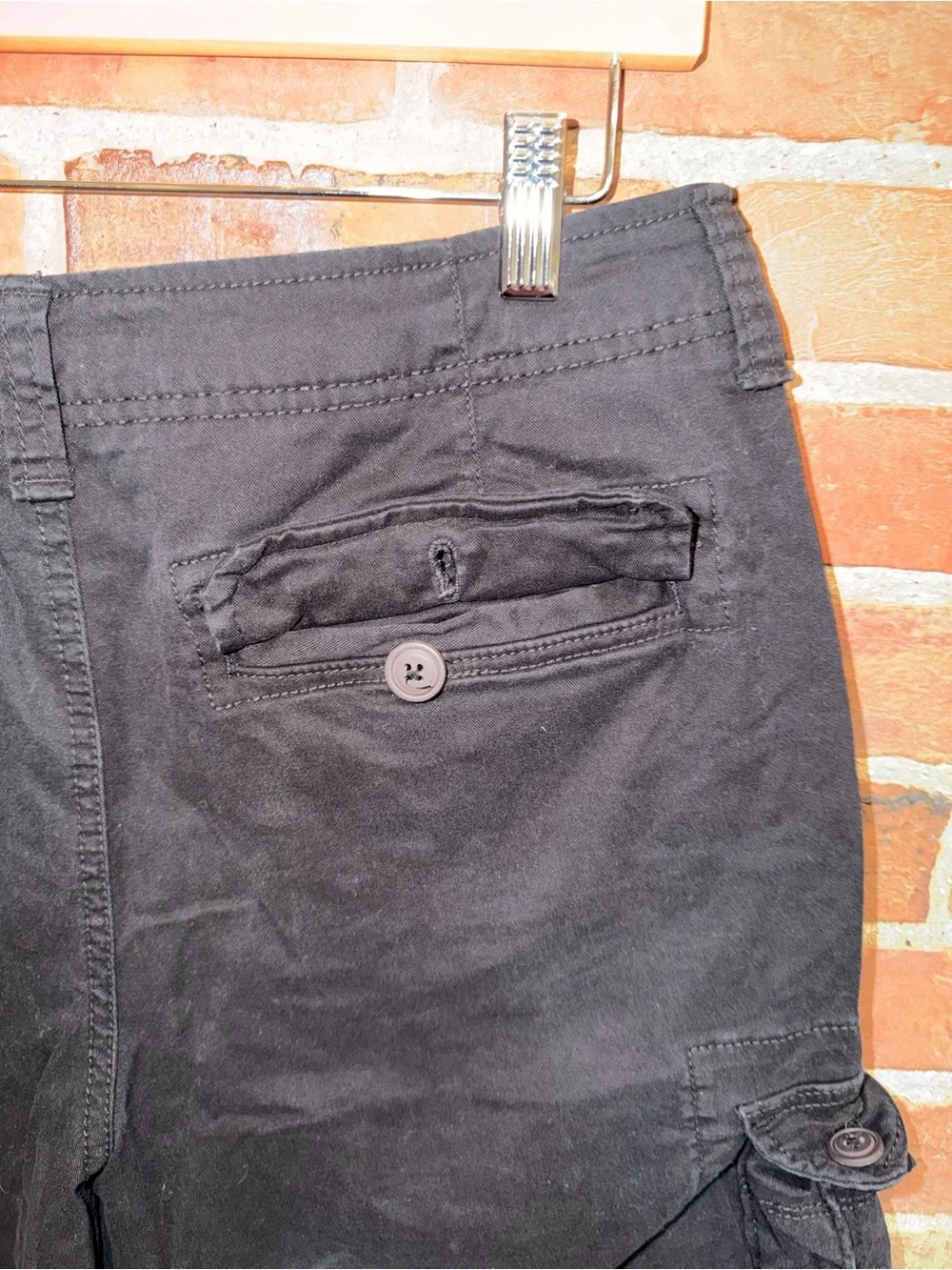 AERO men black