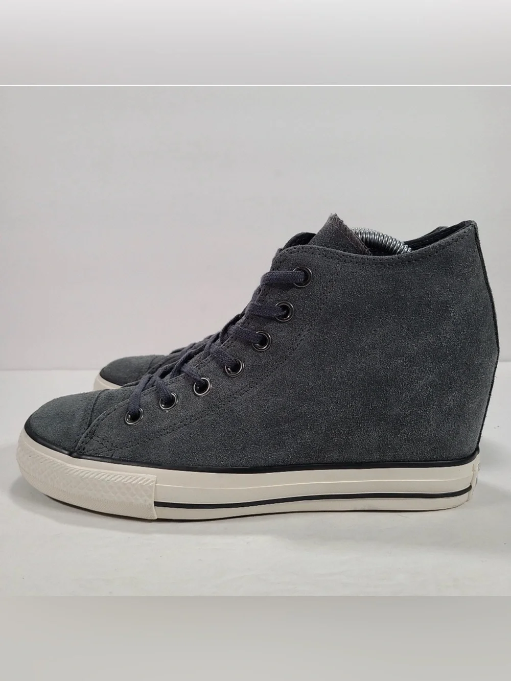 Converse women gray