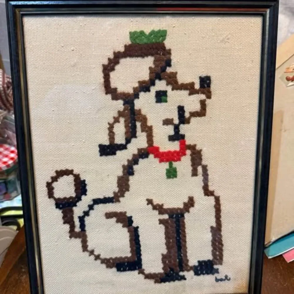 🐩 Vintage Crewel Embroidery Poodle – Framed 11” x 14” 🐩