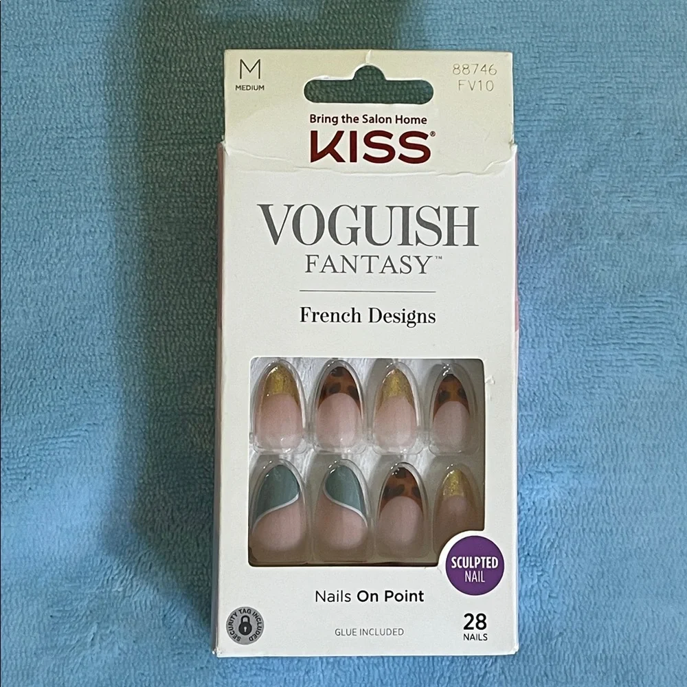 Kiss voguish fantasy
