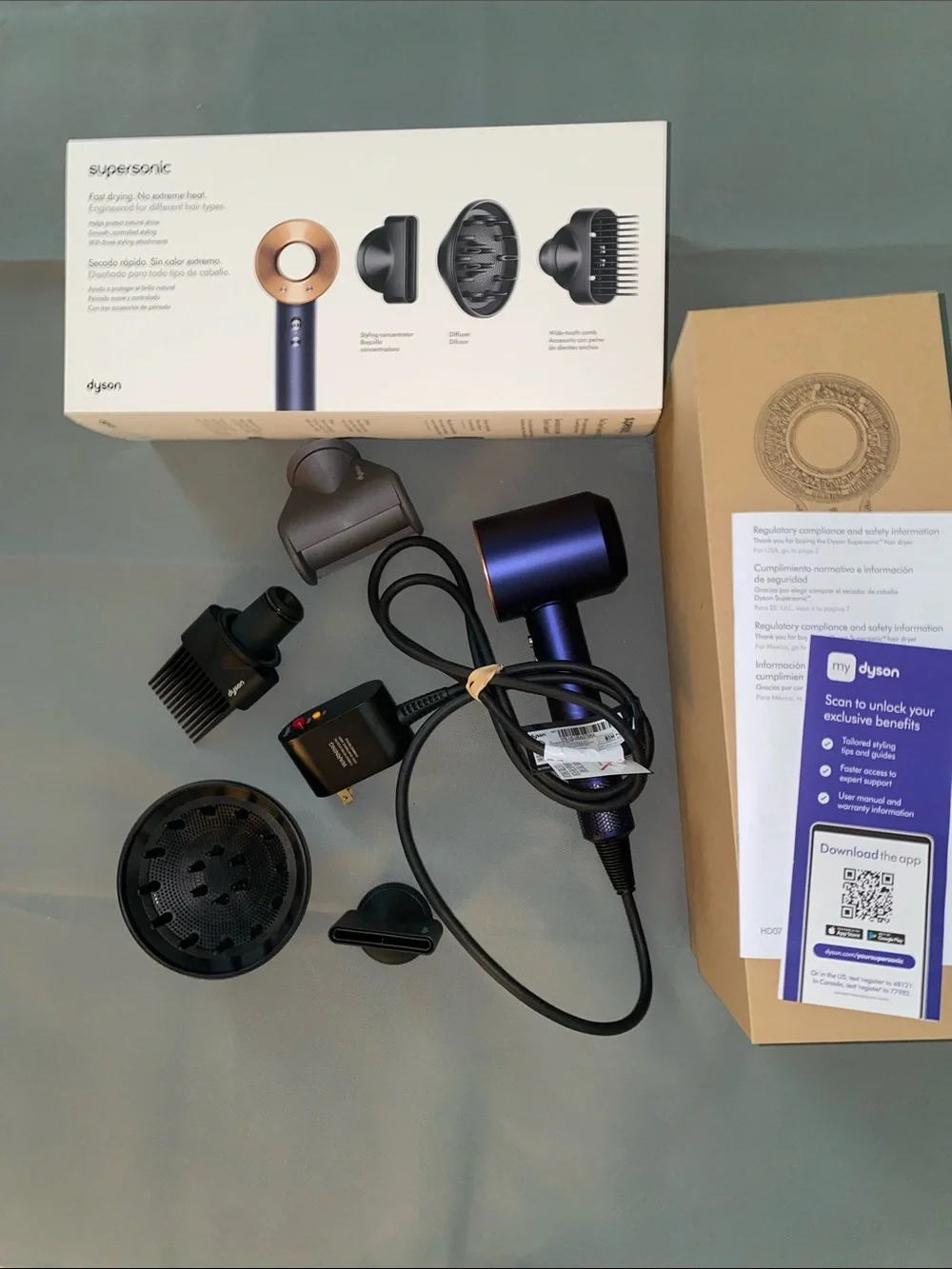 Dyson supersonic hairdryer