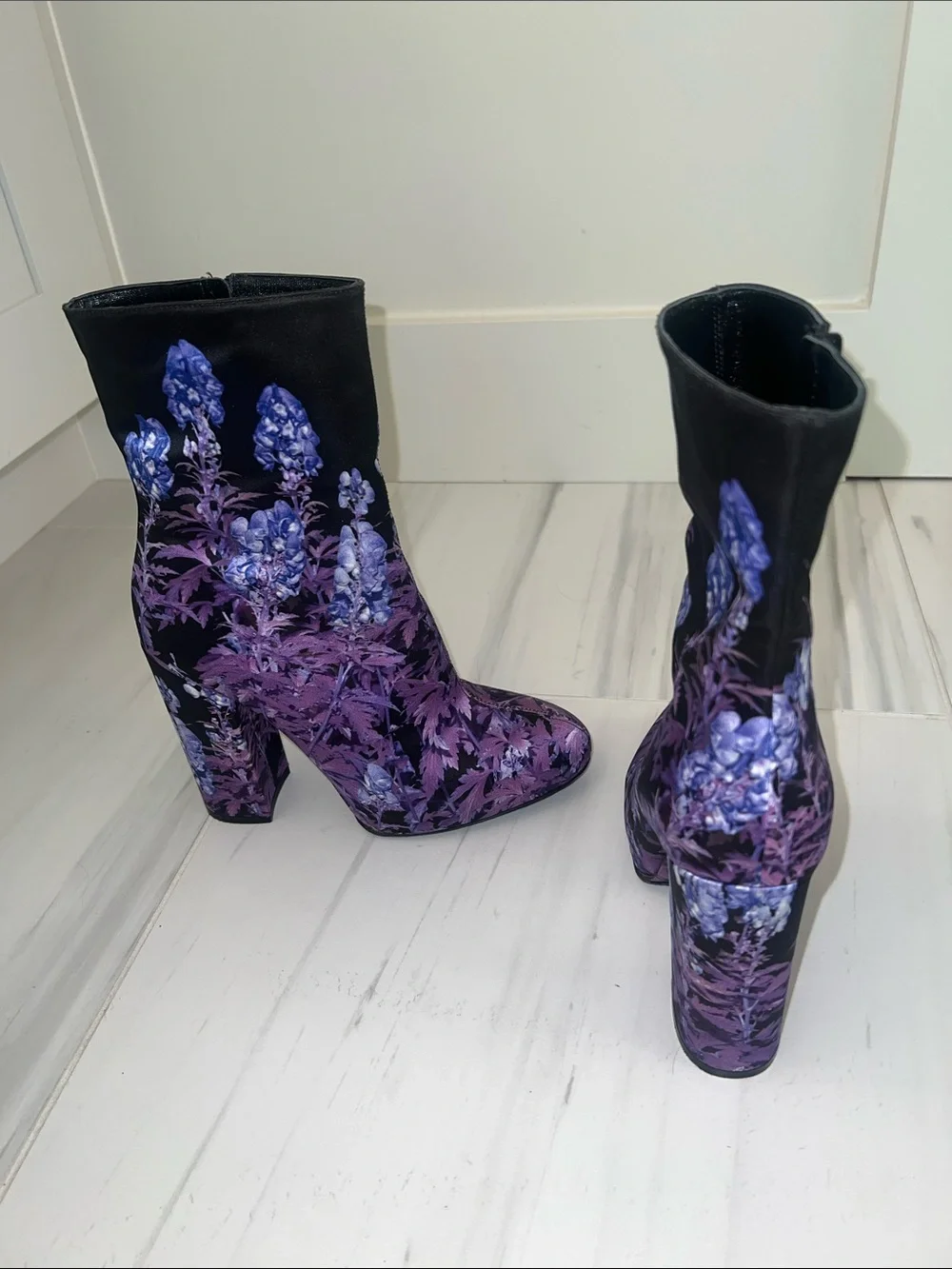 Dries Van Noten eye catching