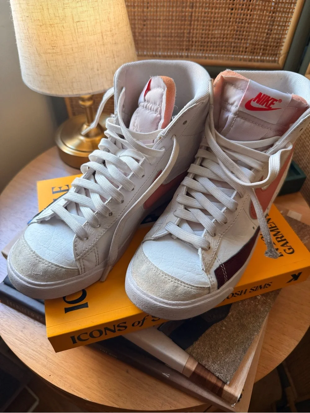 Nike blazer mid