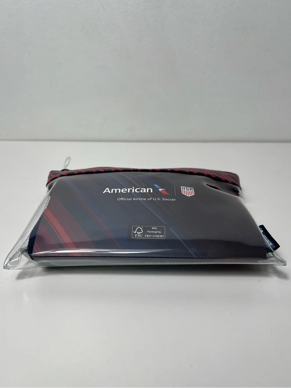 American Airlines description score