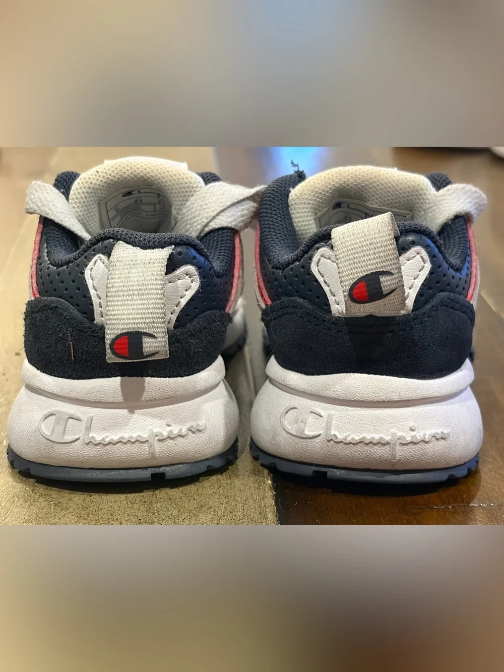 Champion retro shoes