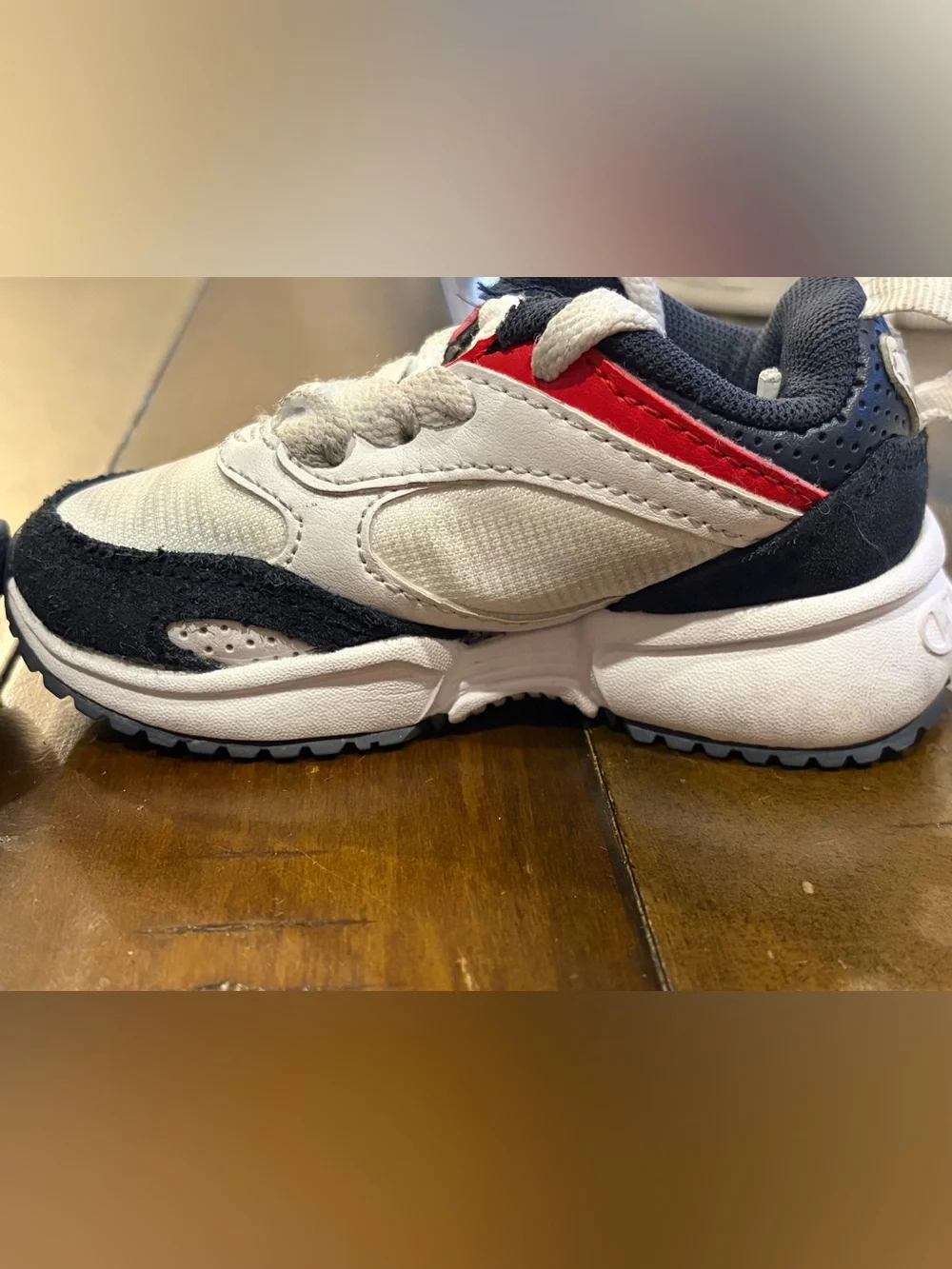 Champion retro shoes