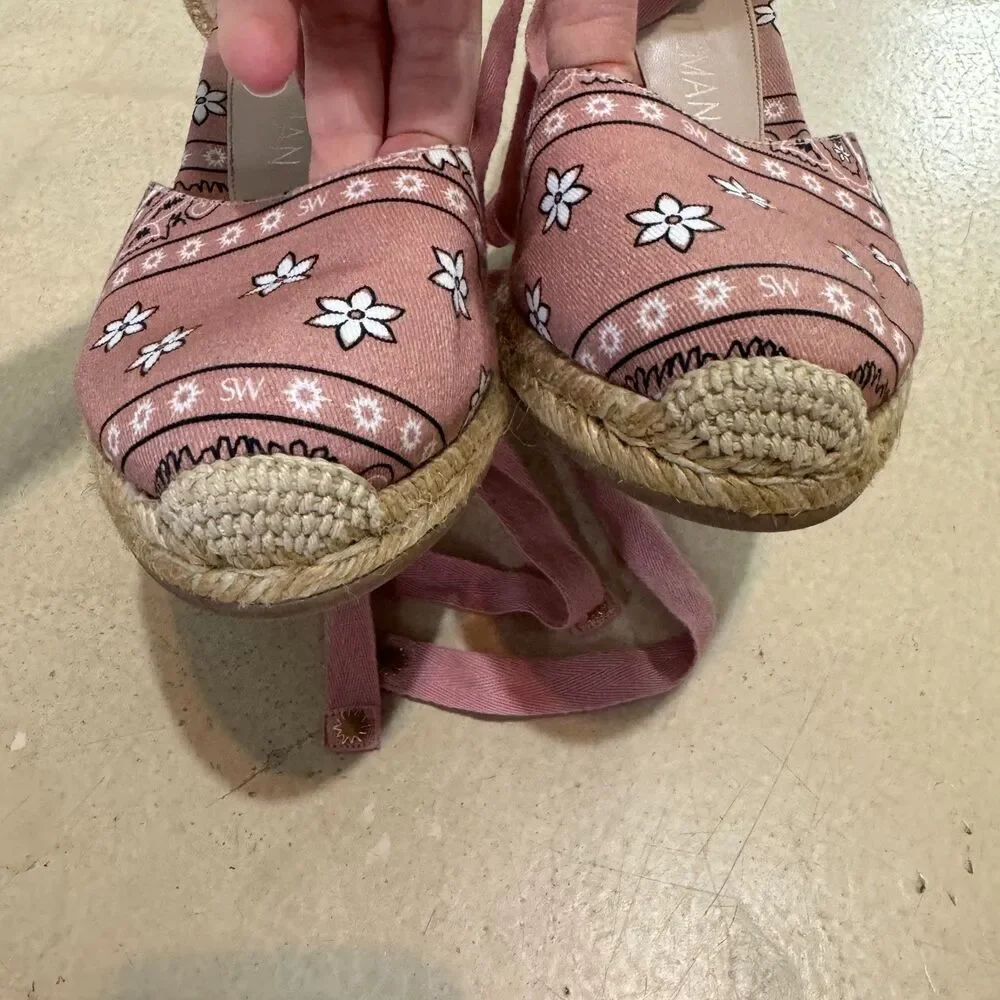 Stuart Weitzman great pre
