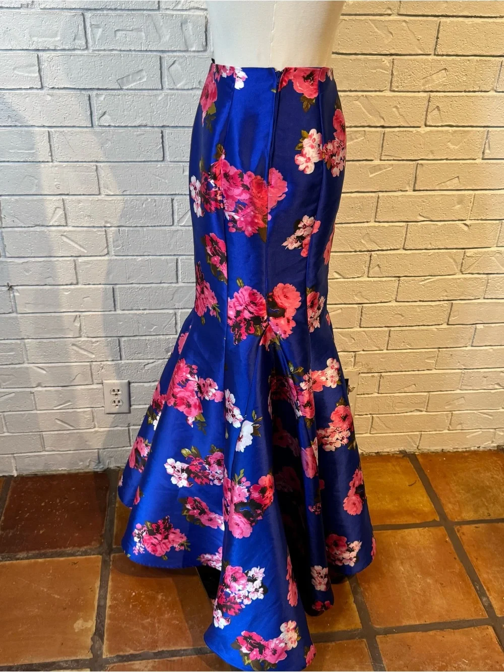 B. Darlin Blue Pink Floral Mermaid Fit and Flare Formal Maxi Skirt Womens 1/2