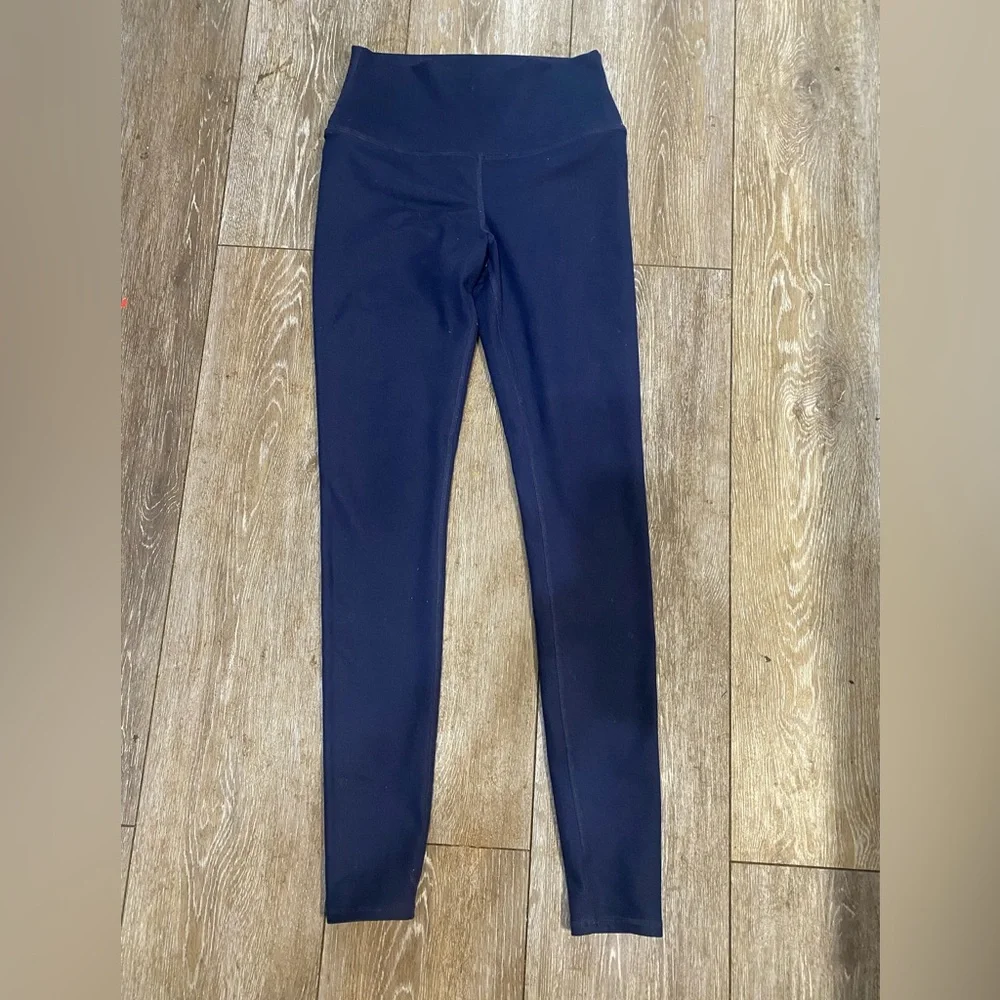 ALO Yoga elevate your