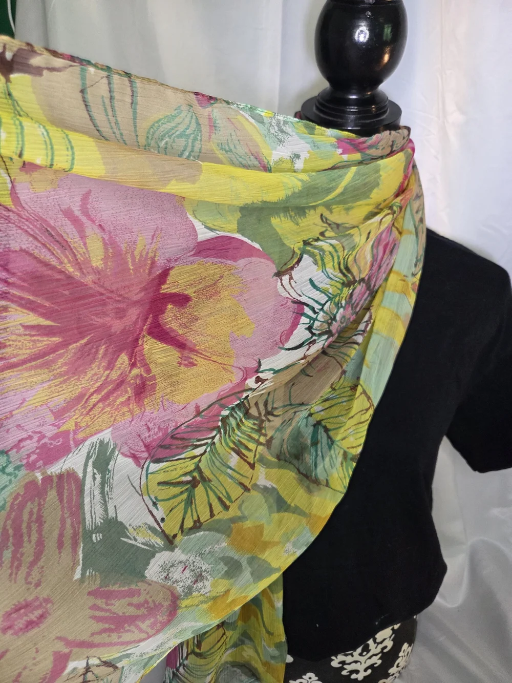 Vintage s121 scarf