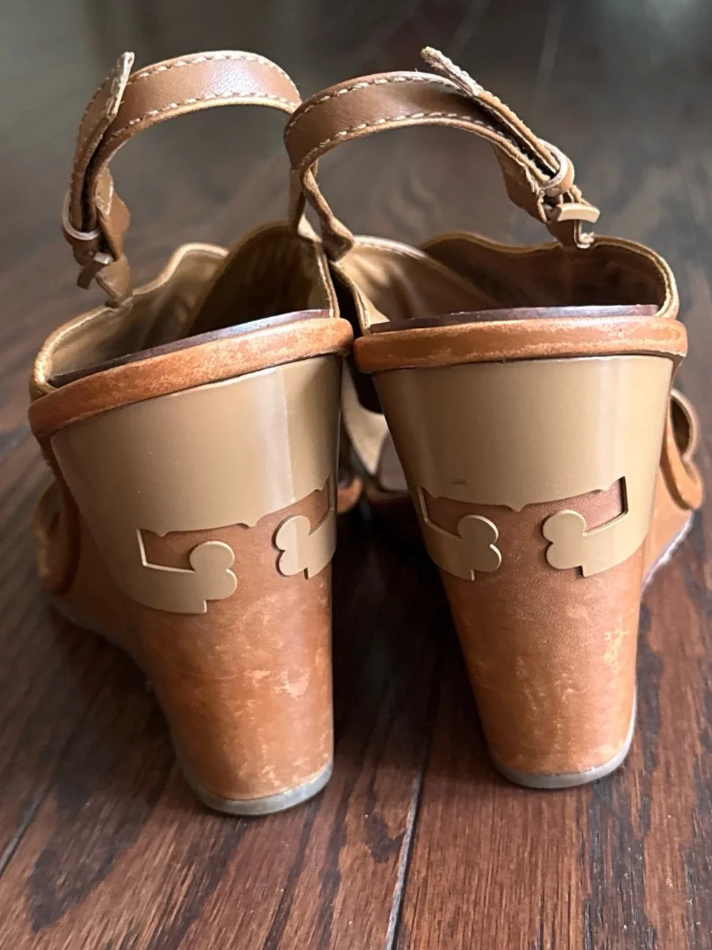 Tory Burch tory burch