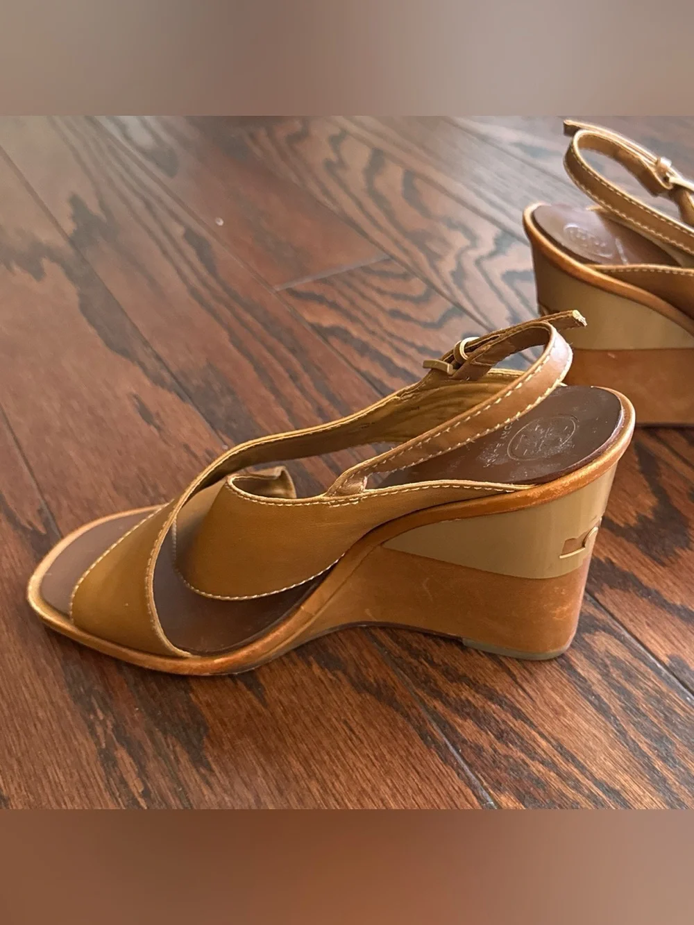 Tory Burch tory burch