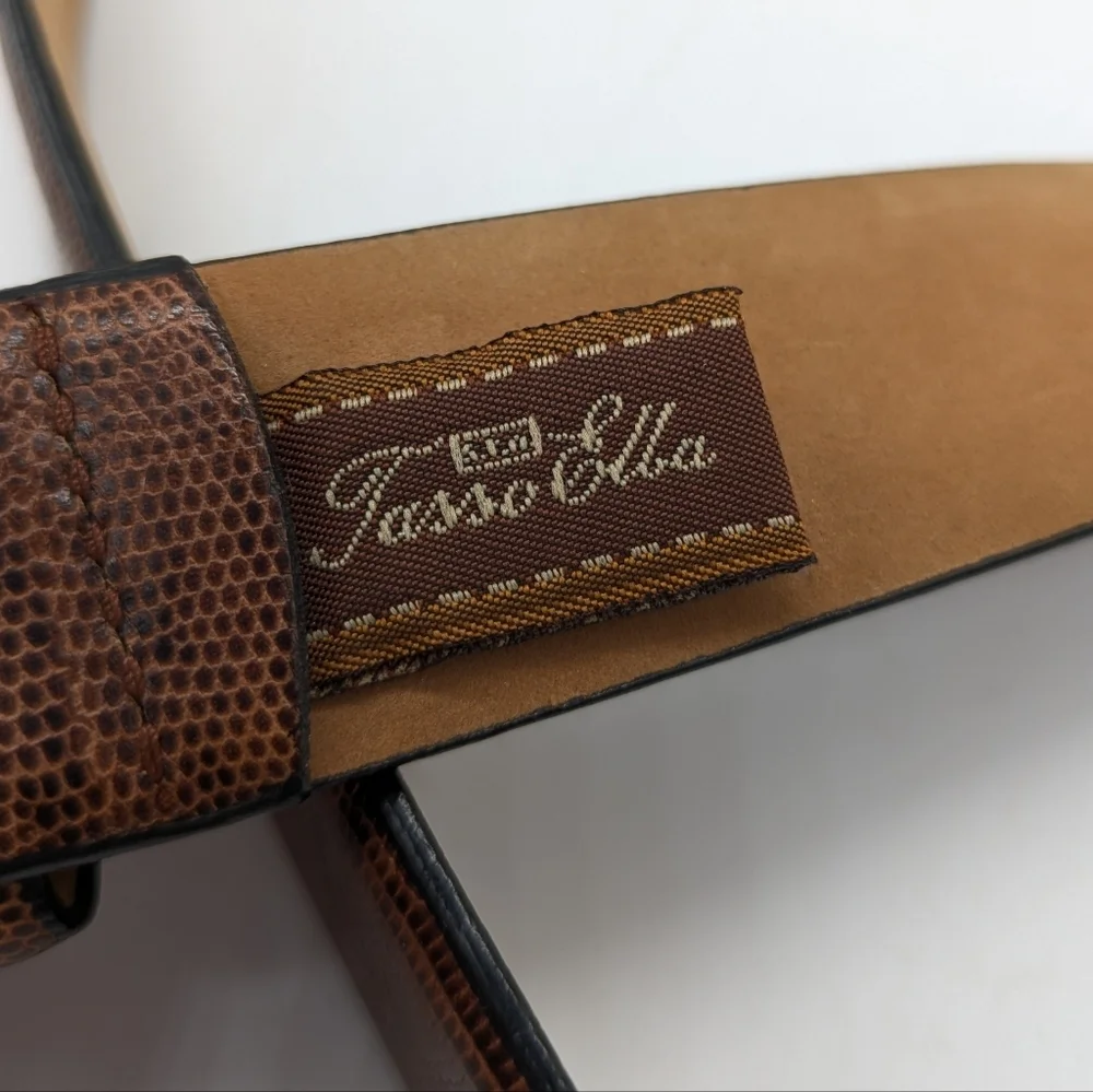 ✨3/$15 Tasso Elba Brown Leather Belt 40