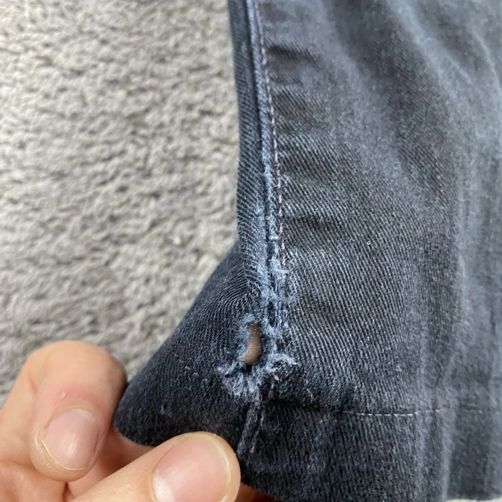 Levis cuff has