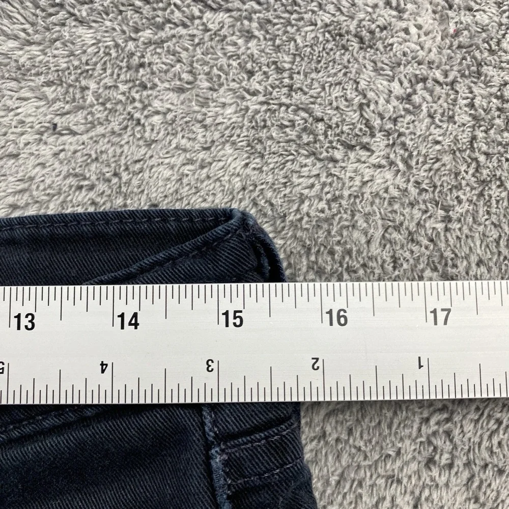 Levis cuff has