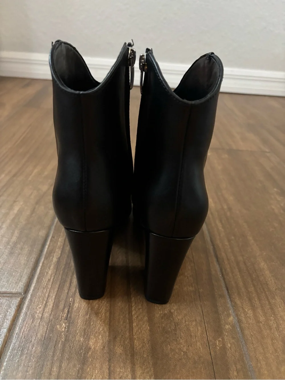 Nine West sleek pointed