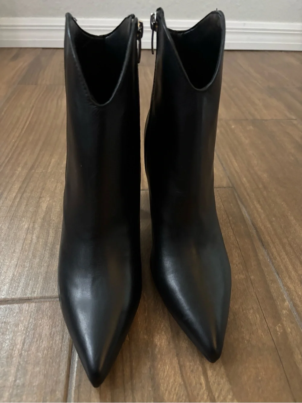 Nine West sleek pointed
