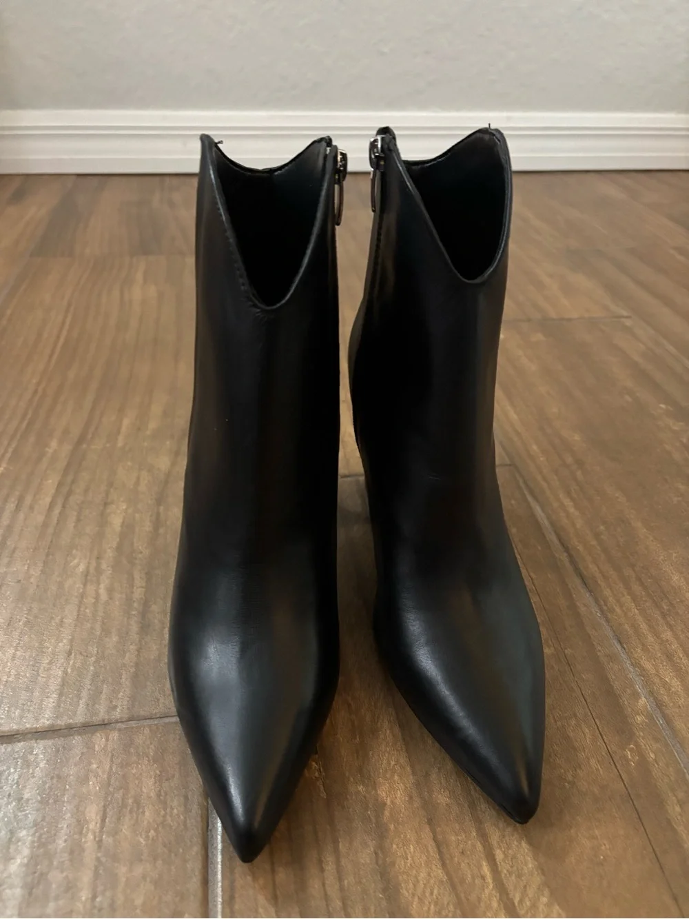 Nine West sleek pointed