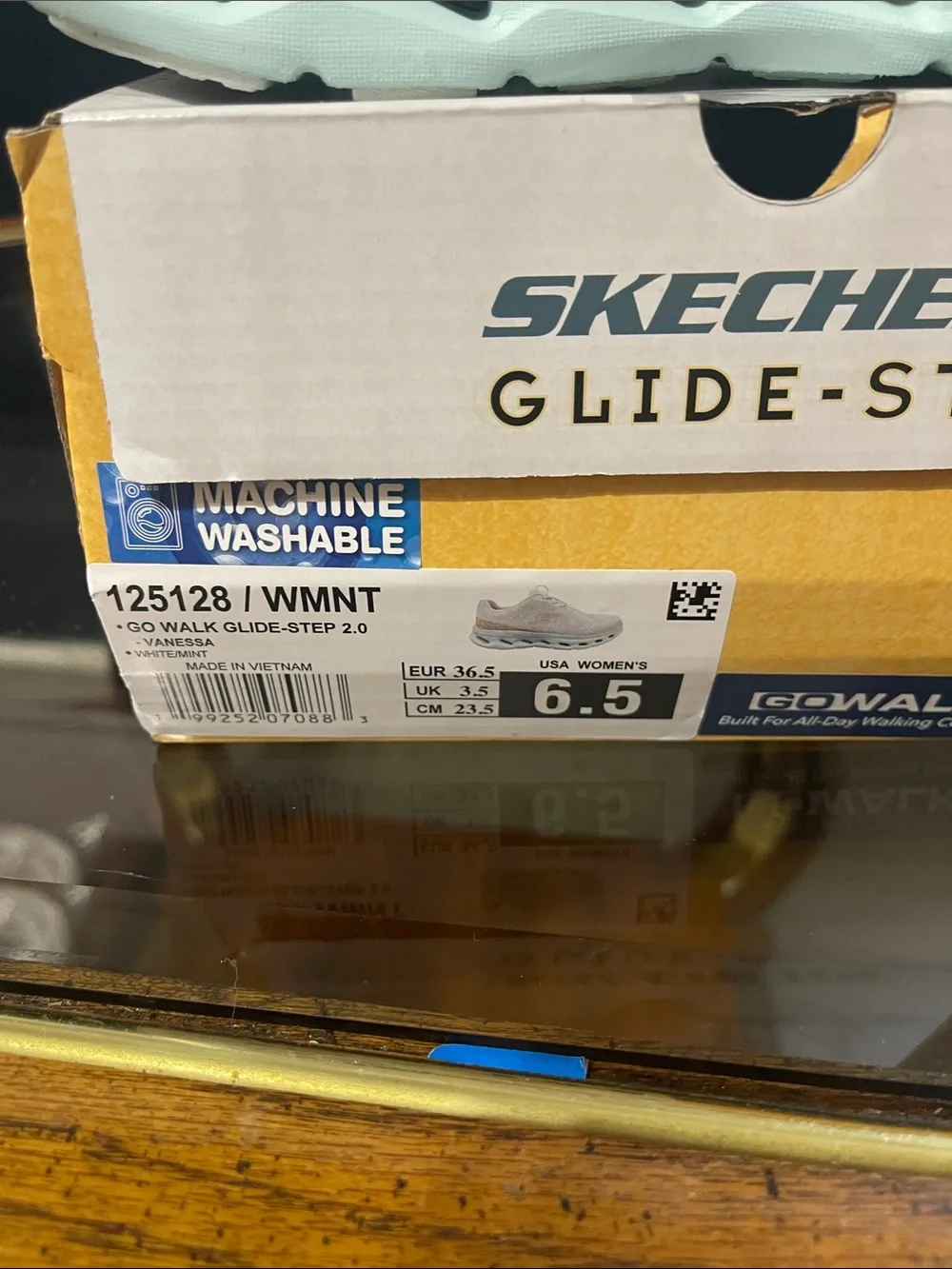 Skechers lightweight breathable