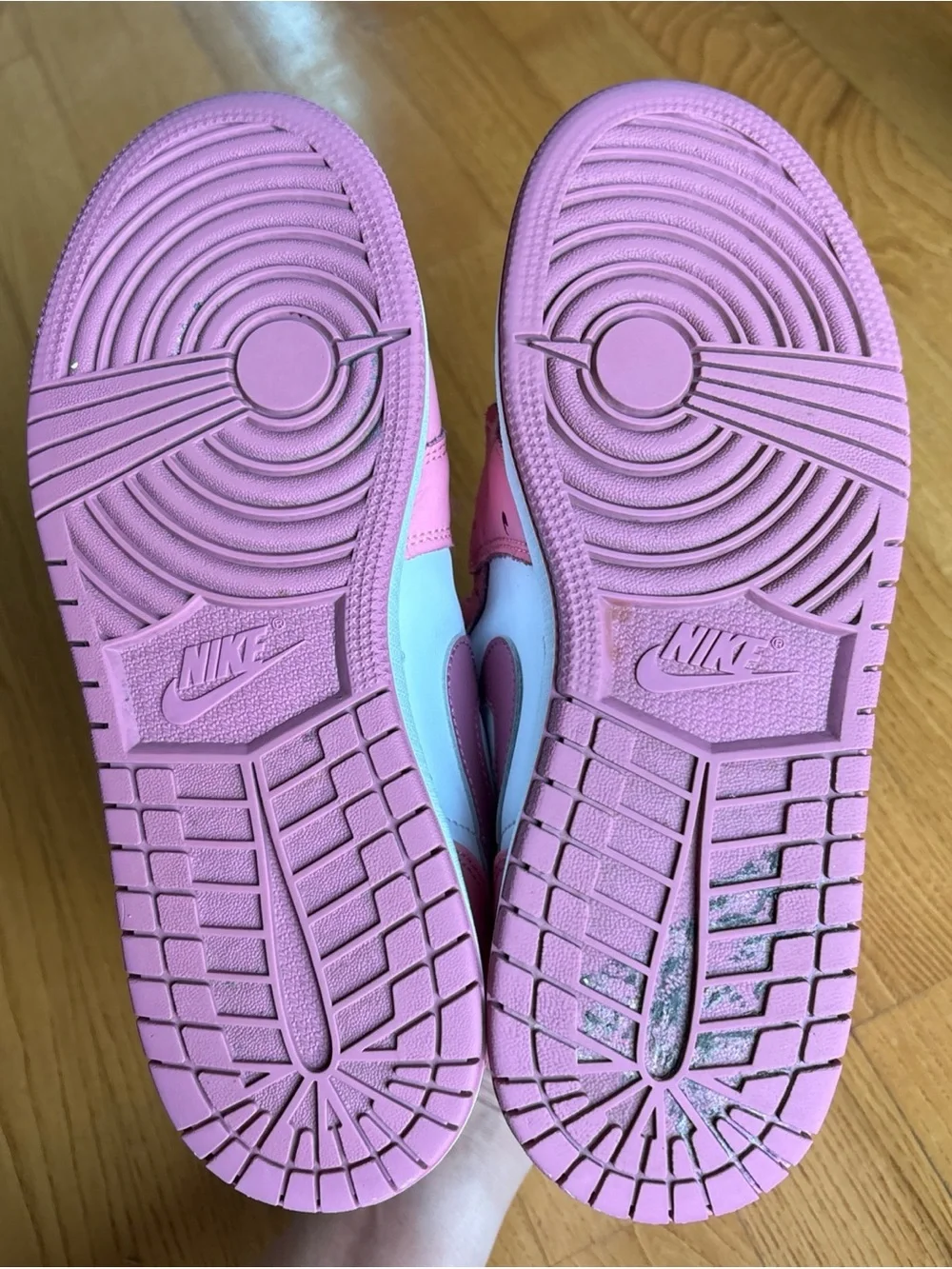 Nike Air Jordan 1 Mid Sneakers Valentines Day Youth Pink White Kids Girls Sz 6.5