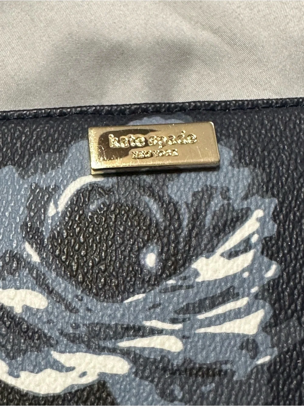 kate spade excellent