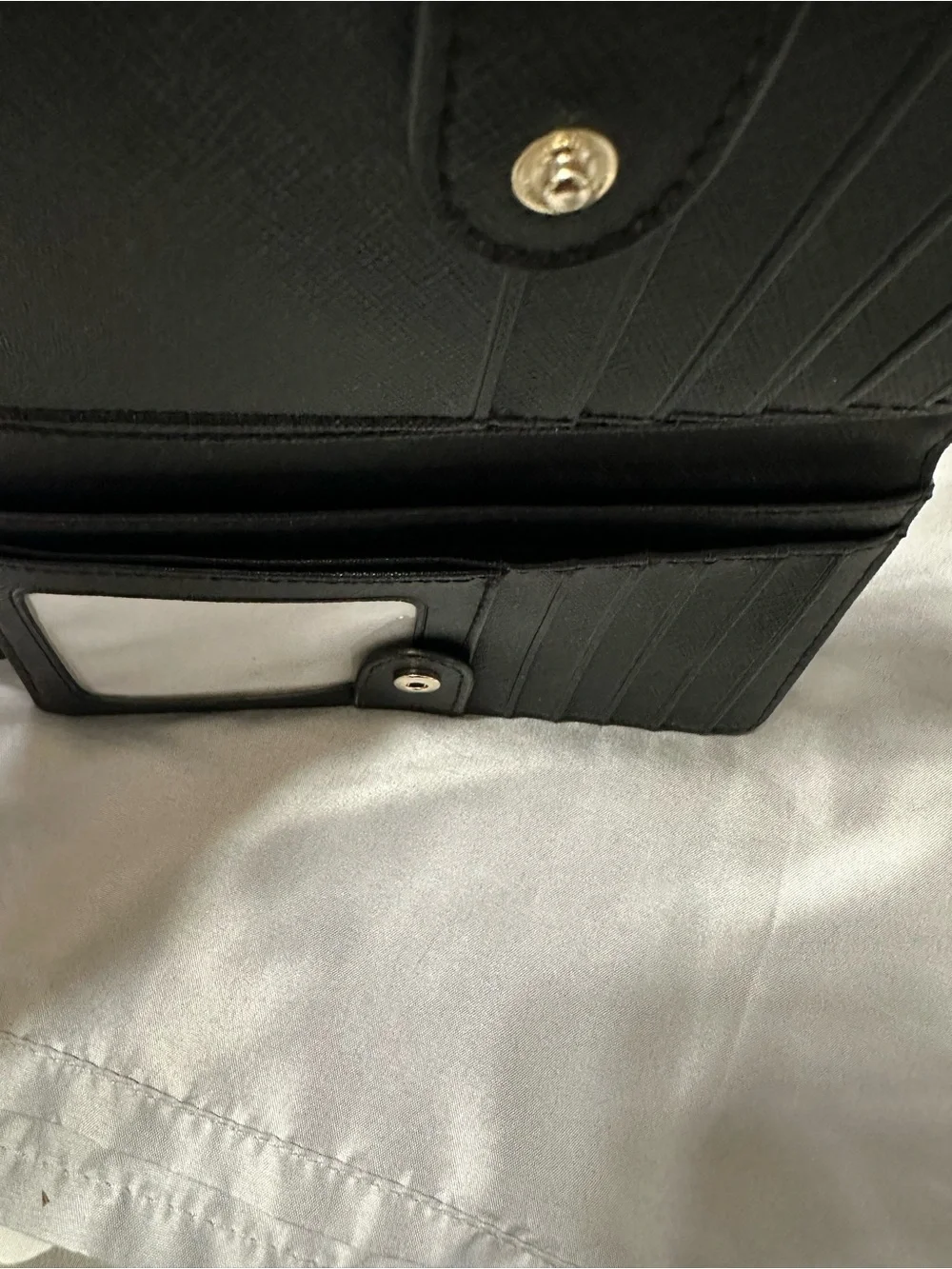 kate spade excellent