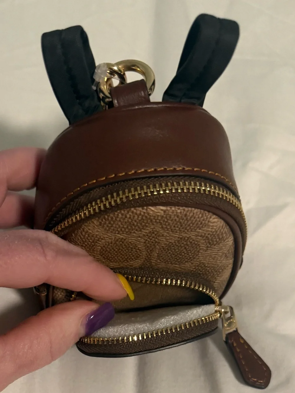 Coach mini court