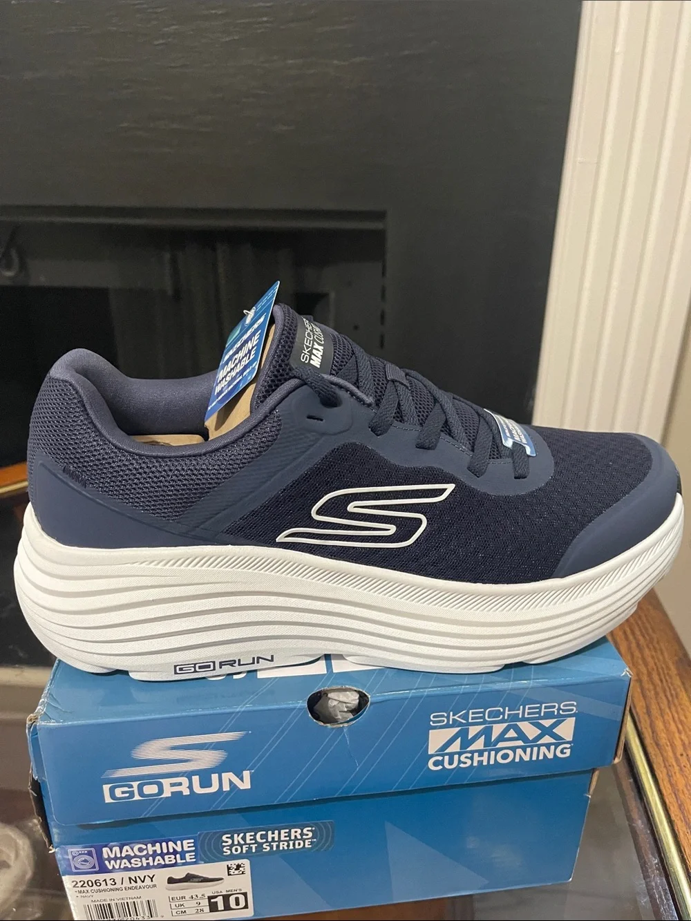 Skechers breathable navy